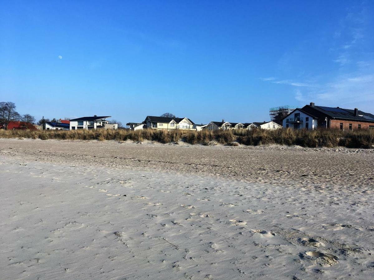 Fewo Am Strand グロヴェ エクステリア 写真